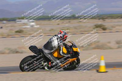 media/Sep-09-2023-SoCal Trackdays (Sat) [[6f49351c42]]/Turn 9 Inside (9am)/